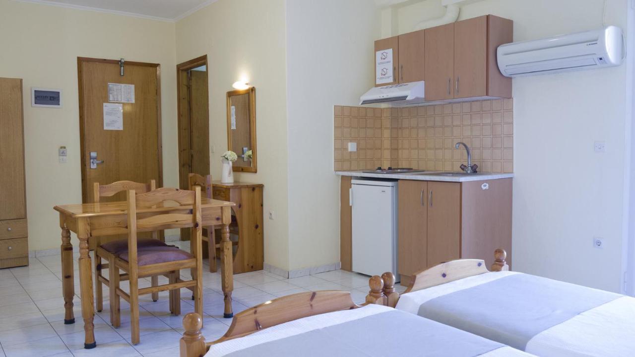 Fani Hotel Лутра-Эдипсу Экстерьер фото