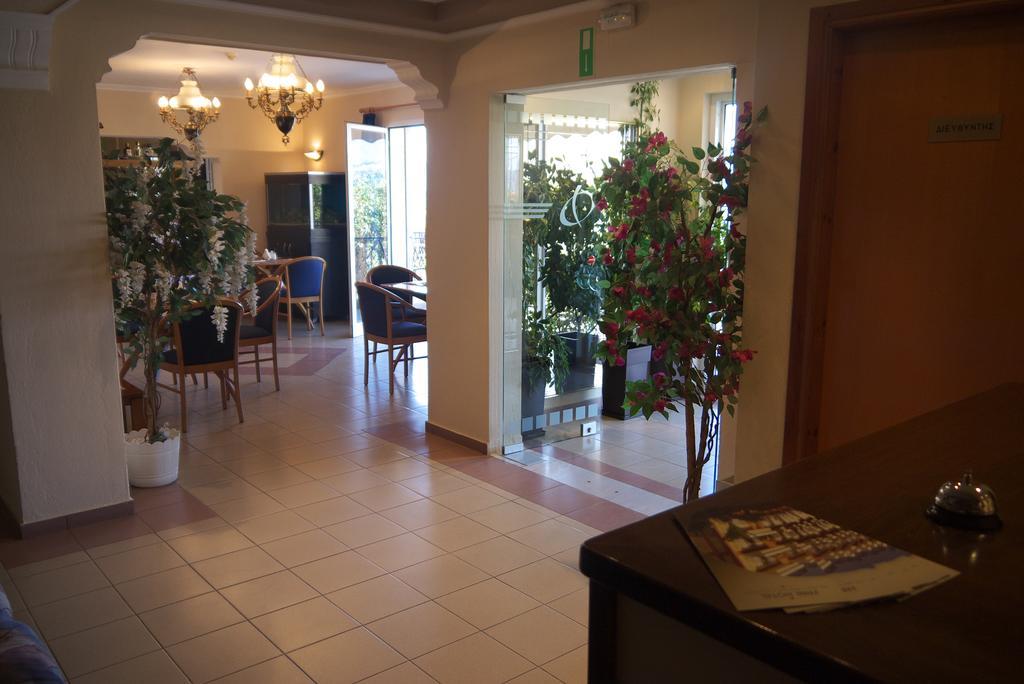 Fani Hotel Лутра-Эдипсу Экстерьер фото